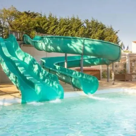 Mobil-home Spacieuse Avec Terrasse A - Api-1-52-422 Brétignolles-sur-Mer