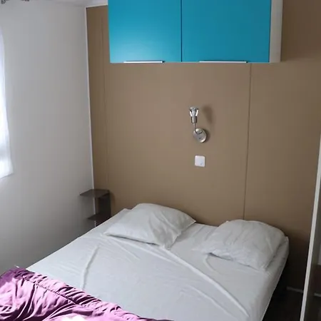 Mobil-home Spacieuse Avec Terrasse A - Api-1-52-422 キャンプ場 ブルティニョール・シュル・メール