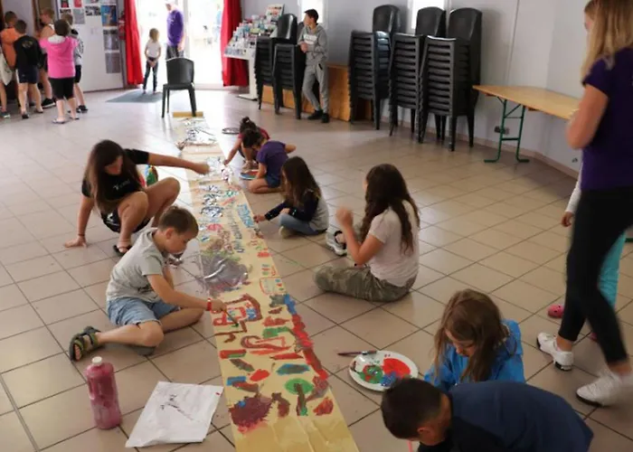 Mobil-home Spacieuse Avec Terrasse A - Api-1-52-422 Campsite *